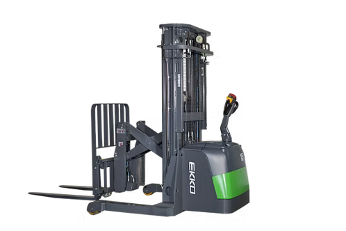 Walkie Reach Truck 3,300 lb Capacity with 138" Lift Height EKKO