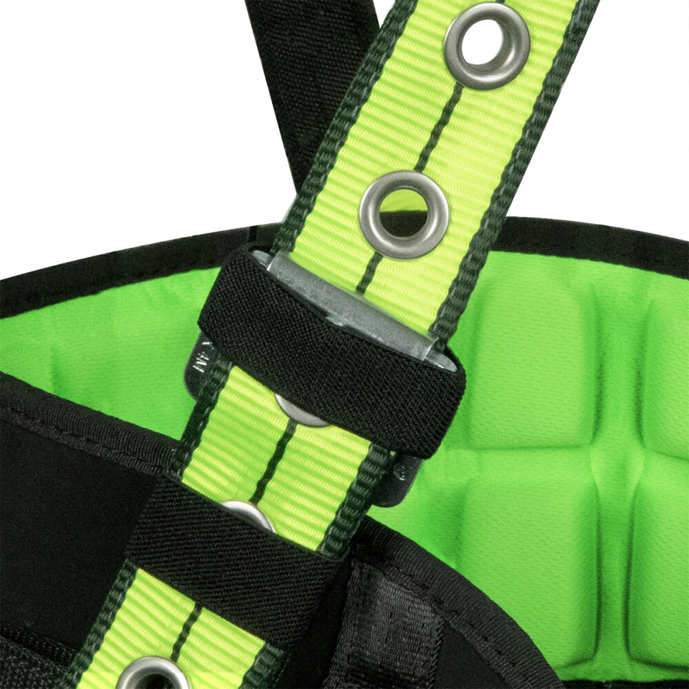 PRO+ Construction Harness: 3D, QC Chest, TB Legs, TB Torso Safewaze