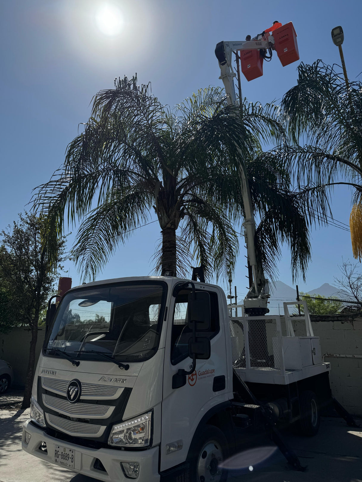 Aerial Lift 13.5 DDI TKA Cranes