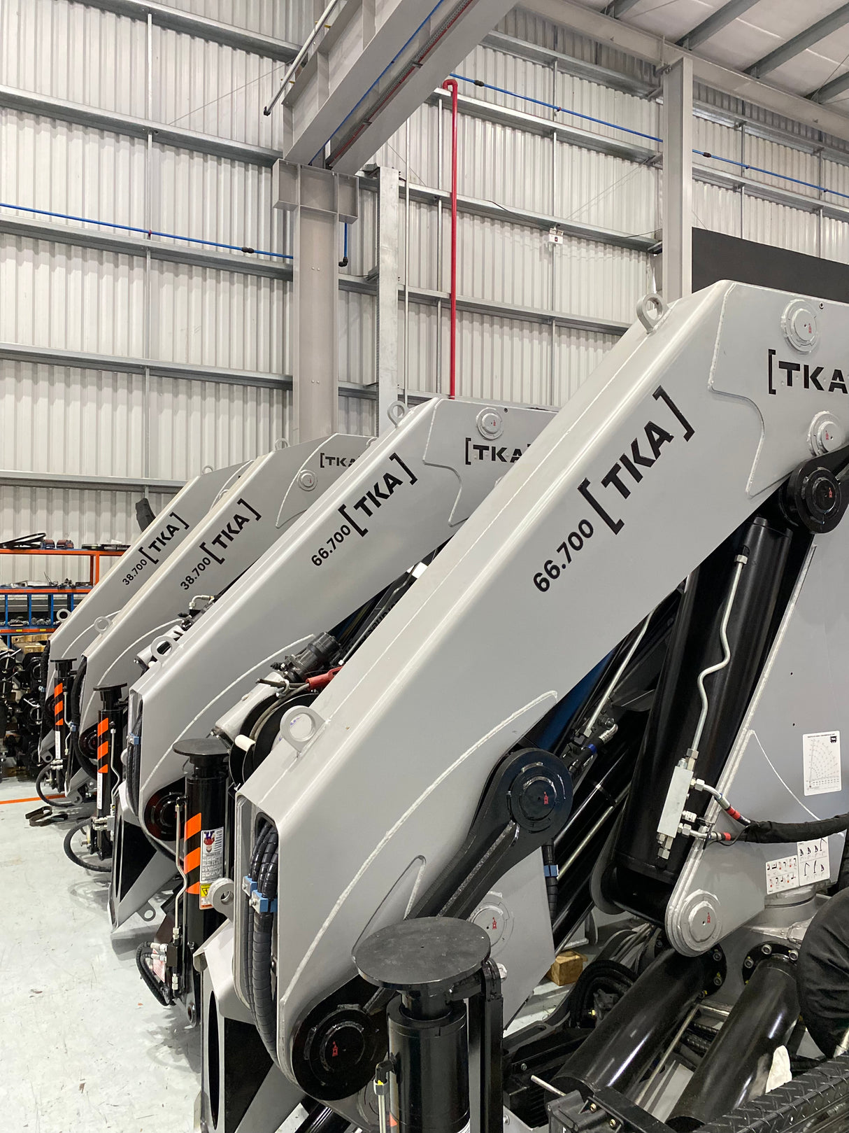 TKA Cranes TKA 66.700 C Knuckle Boom TKA Cranes