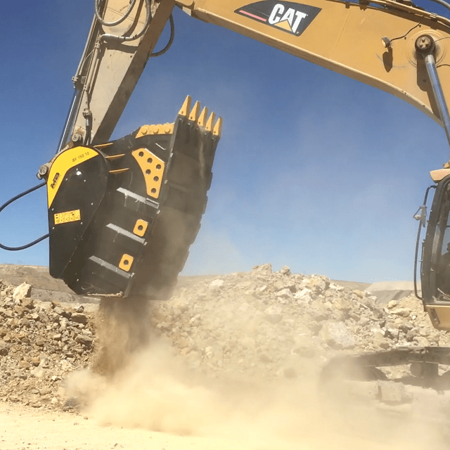 Bucket Crusher for excavator BF150.10 MB Crusher