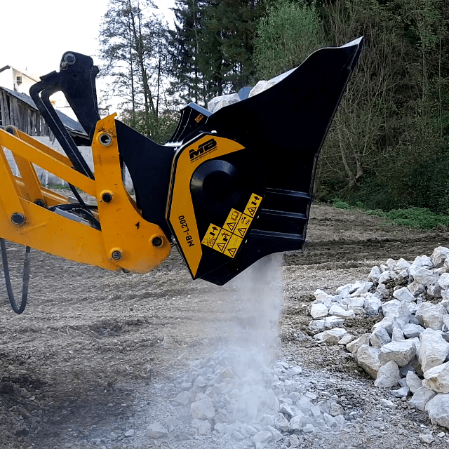 Bucket Crusher for excavator MB-L200 S2 MB Crusher