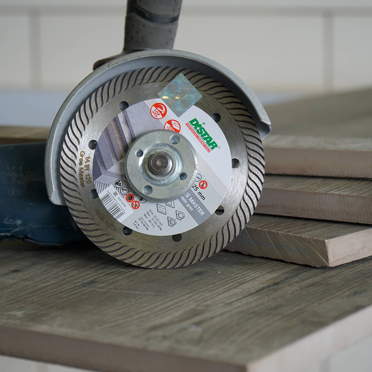 Diamond Cutting Blade 1A1R Gres Master Distar