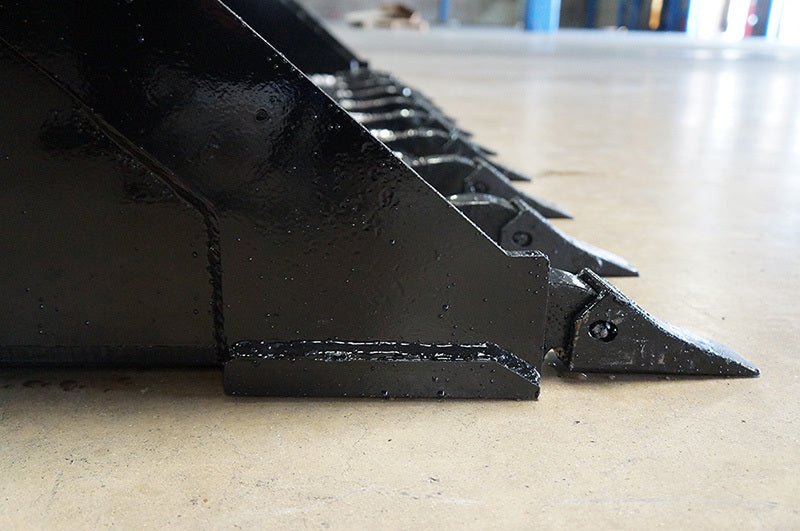 Low Profile – Severe Duty Bucket Blue Diamond Attachments