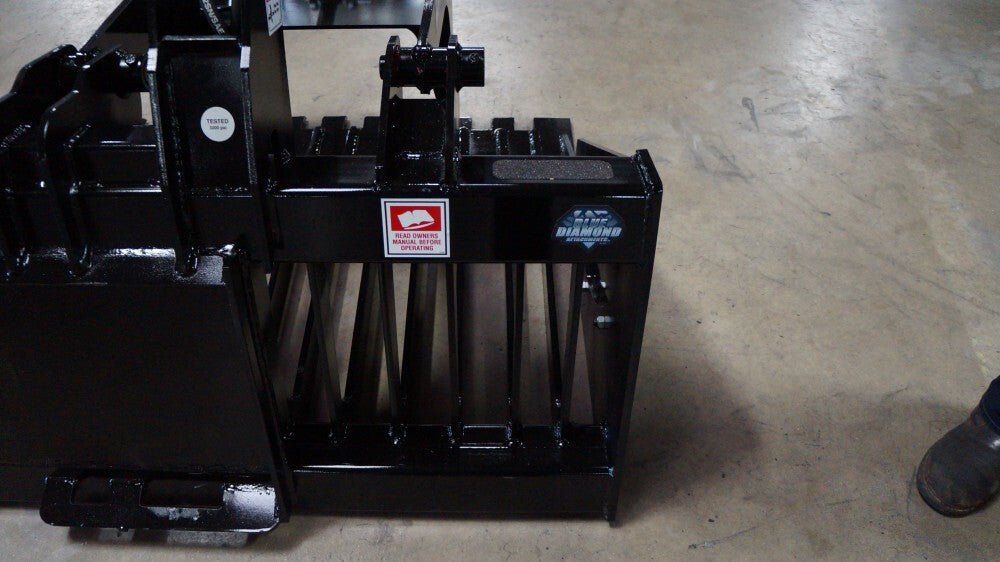 Rock Bucket Grapple – Severe Duty Blue Diamond Attachments