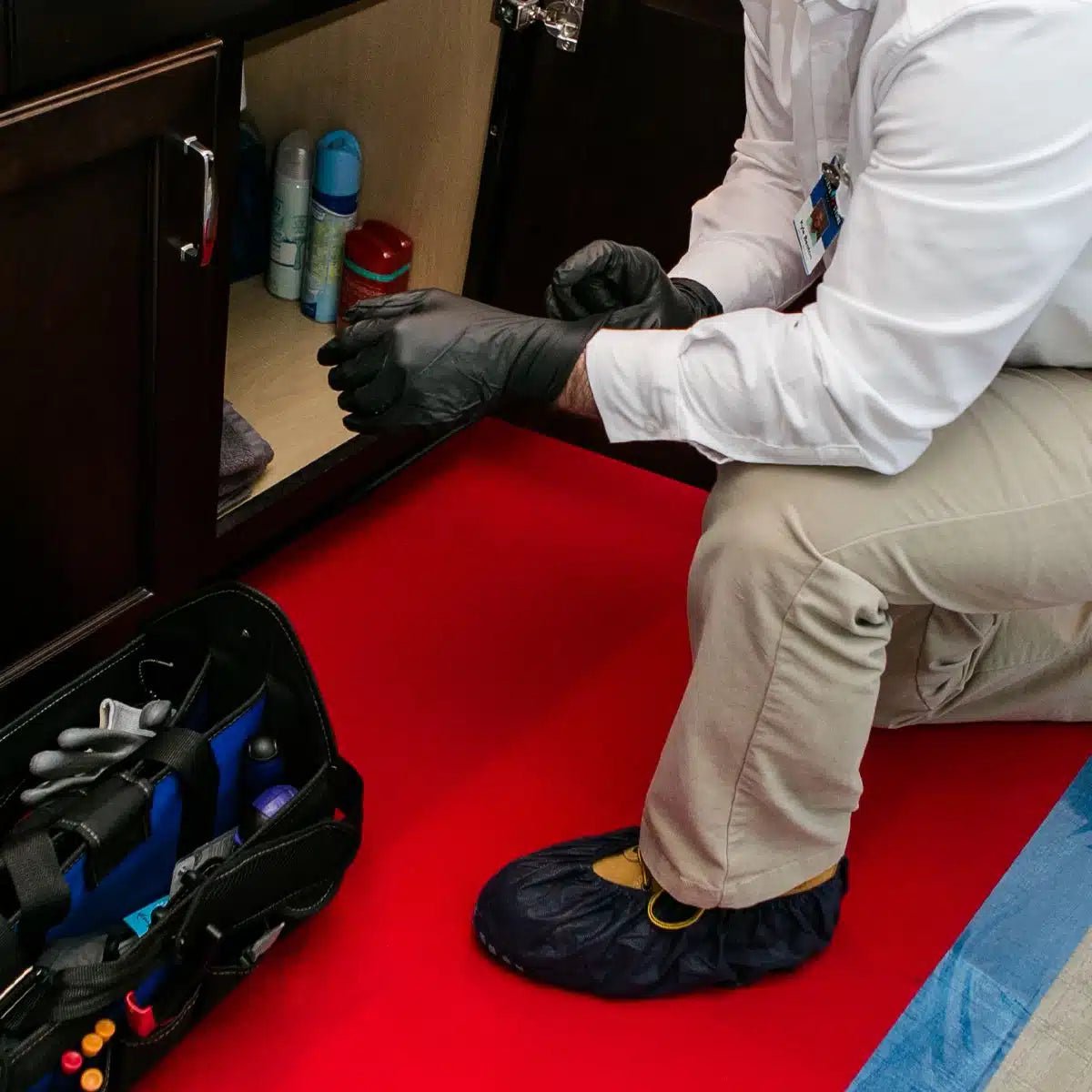 ShuBee Black Gauntlet Gold Edition Black Nitrile Gloves ShuBee