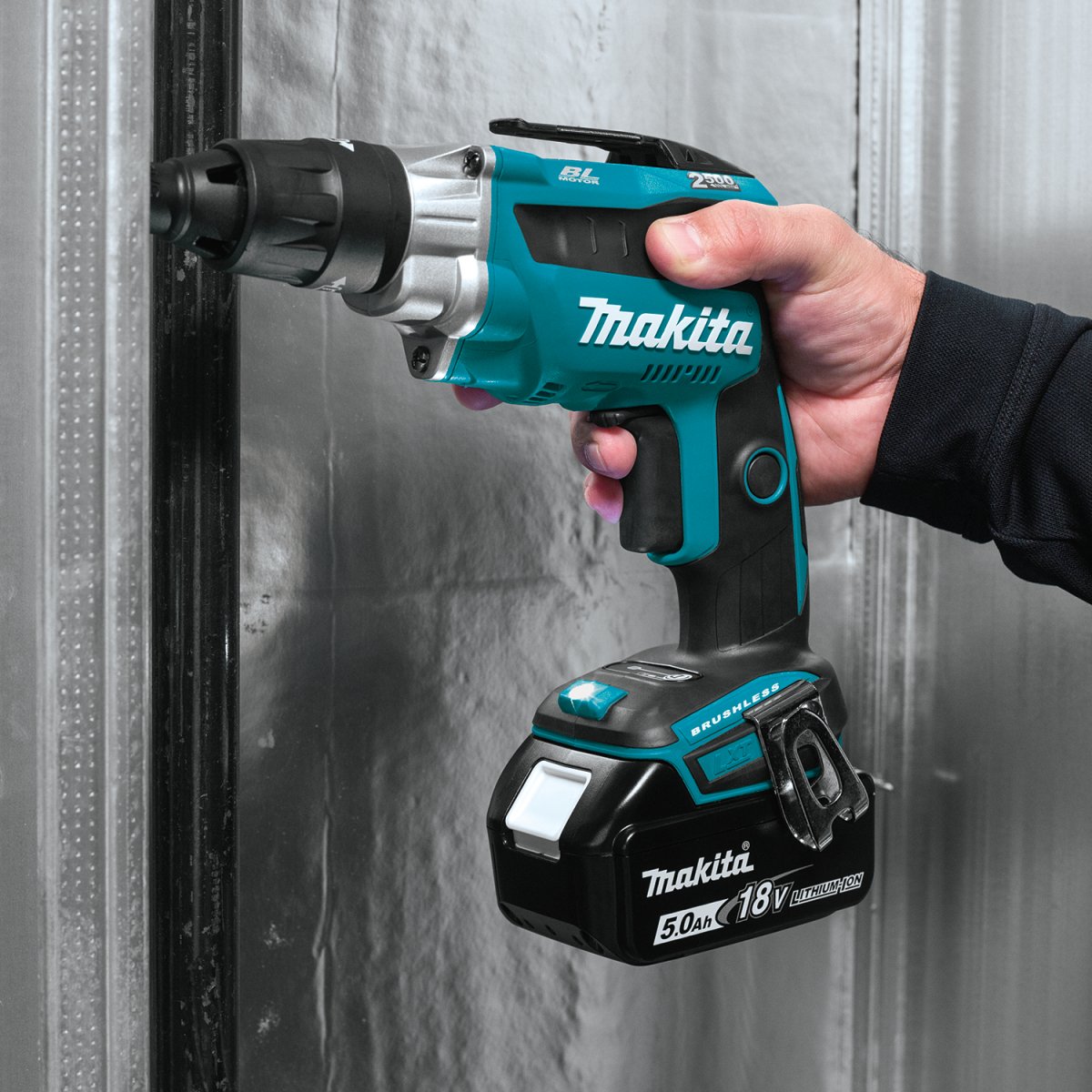 18V LXT® Lithium‑Ion Brushless Cordless 2,500 RPM Screwdriver (5.0Ah) Makita