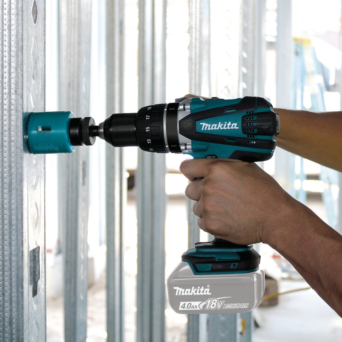 18V LXT® Lithium‑Ion Cordless 1/2" Driver‑Drill (4.0Ah) Makita