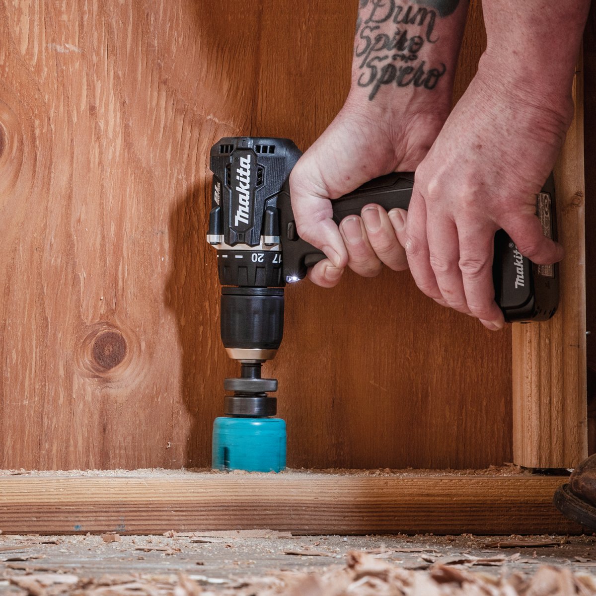 18V LXT® Lithium‑Ion Sub‑Compact Brushless Cordless 1/2" Driver‑Drill Kit (2.0Ah) Makita