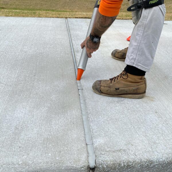 30oz Special Deluxe Manual Bulk Gun w/ Orange Cone Nozzles (6 Count) Albion