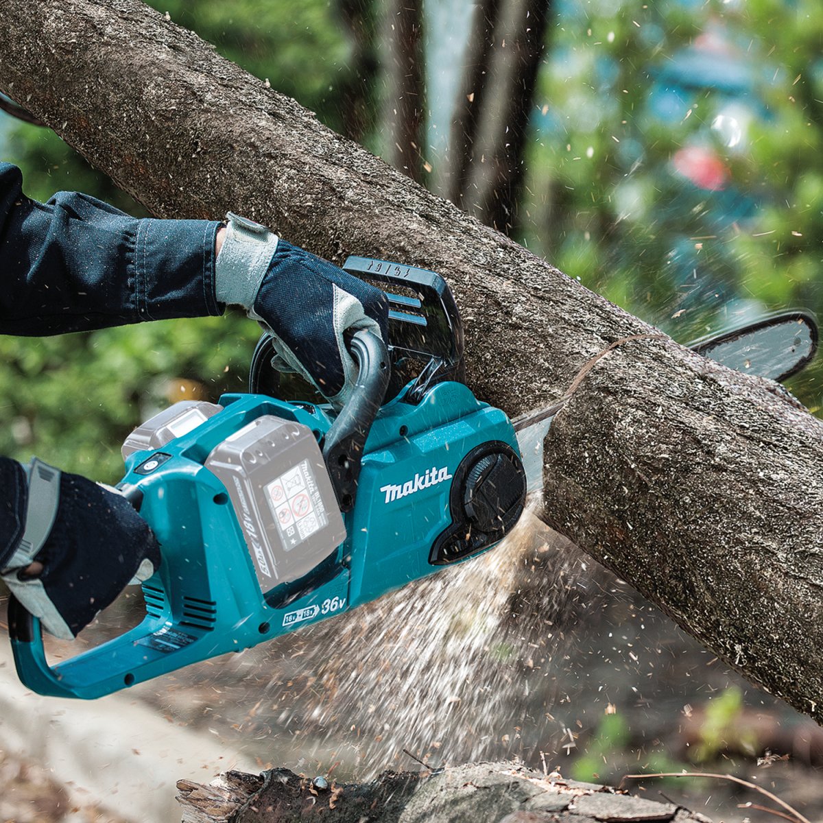 36V (18V X2) LXT® Brushless 14" Chain Saw Makita