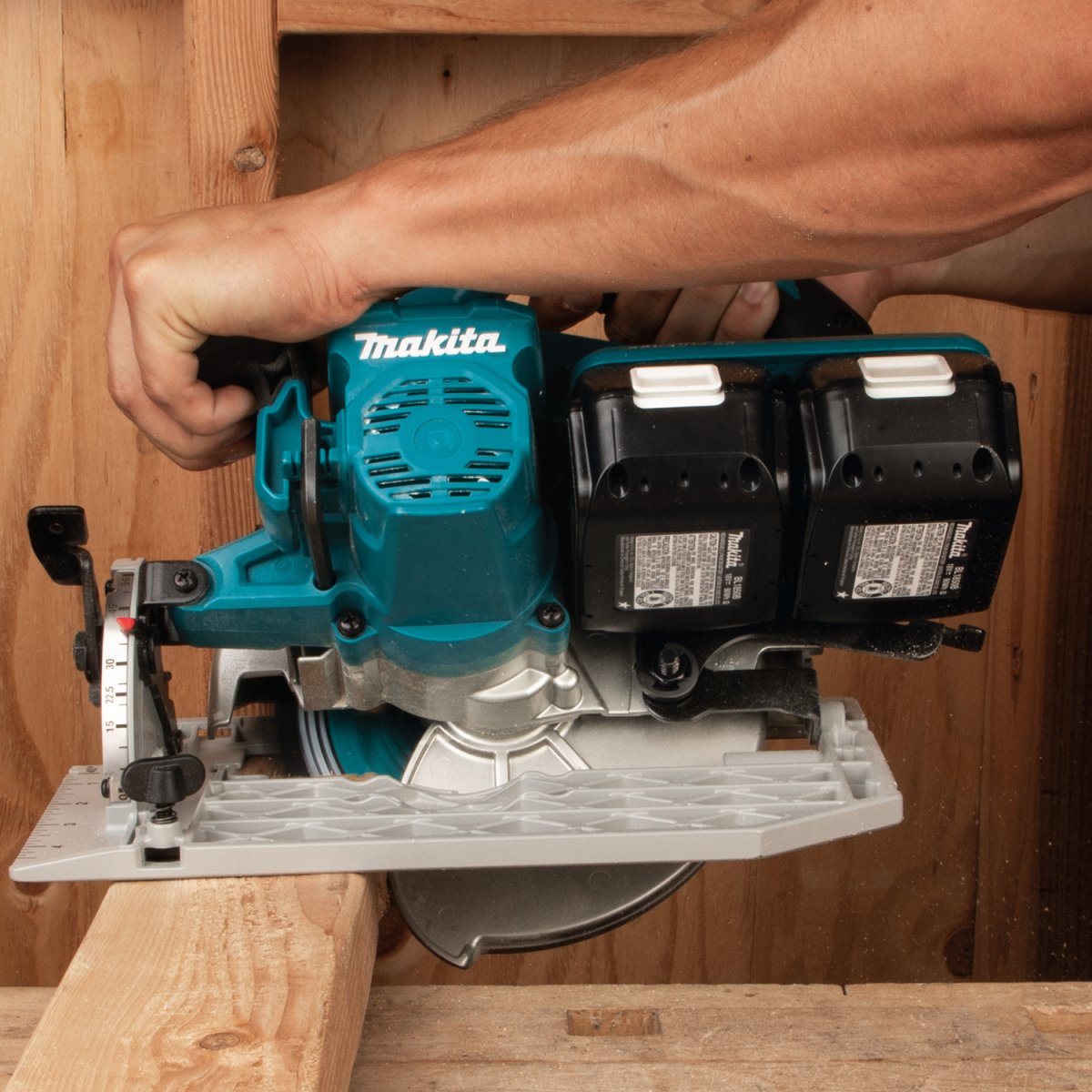 36V (18V X2) LXT® Brushless 7‑1/4” Circular Saw, AWS® Capable Makita