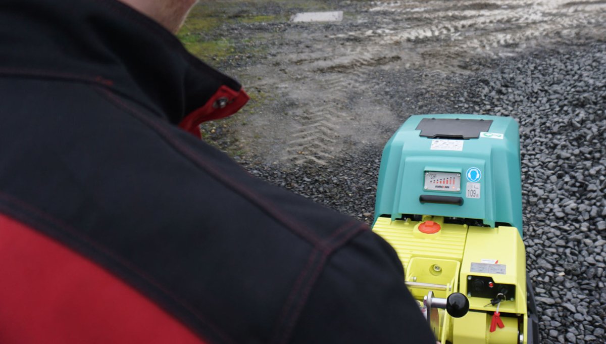 APH 60/85 Hydrostatic Plates - Hourmeter Ammann