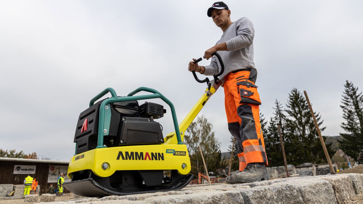 APR 22/40 Reversible Plates Ammann