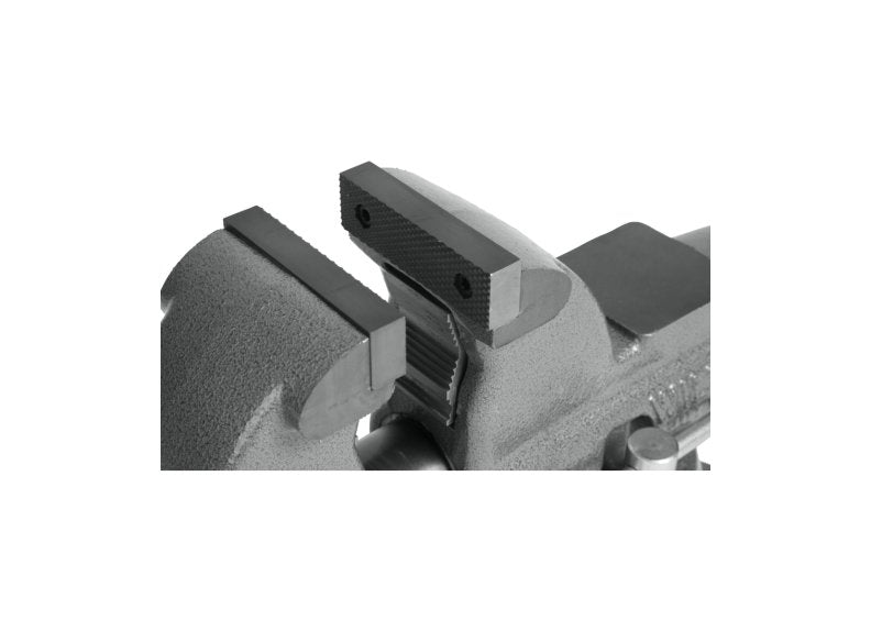 C-0 Pipe and Bench Vise, 3-1/2" Jaw Width, 5" Max Jaw Opening, 4-1/2" Throat Depth Wilton
