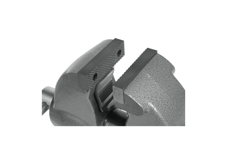 C-0 Pipe and Bench Vise, 3-1/2" Jaw Width, 5" Max Jaw Opening, 4-1/2" Throat Depth Wilton
