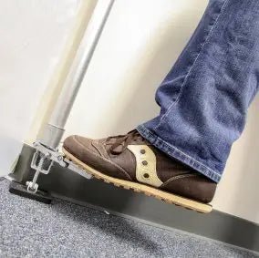 Heavy Duty Trimaco E-Z Up® Dust Containment Sheeting Pole Trimaco