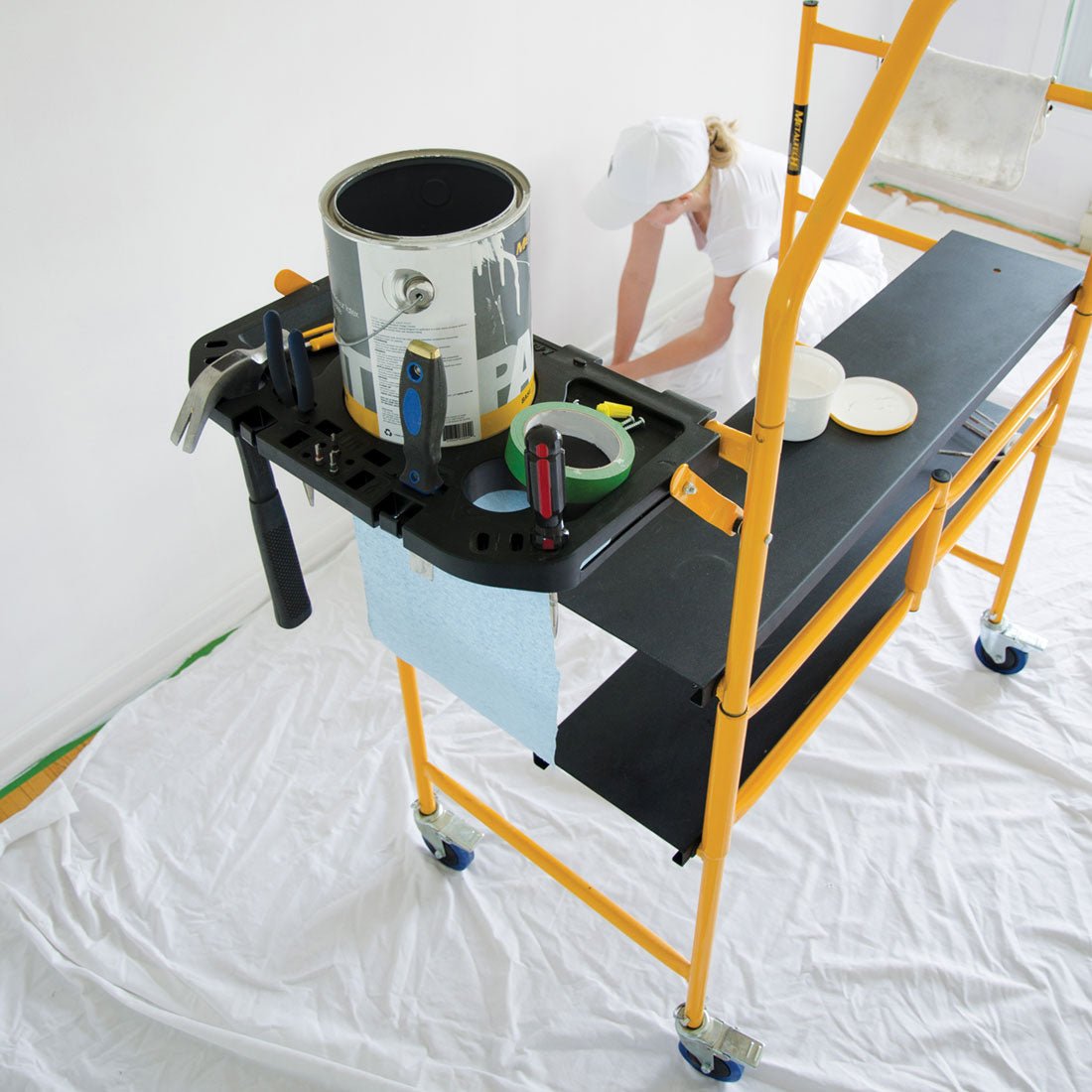 Jobsite Series 4' Safety Rail & Tool Shelf MetalTech