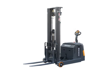 Moving Mast Walkie Reach Truck - Triple Mast · 216" EKKO