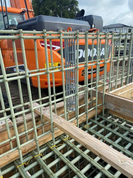 5MST STRUCTURAL Fiberglass Rebar (15M) MST Bar