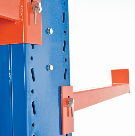 Medium-Duty Cantilever Racking (Arms) Vestil