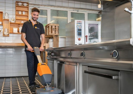 ULTIMAXX 360 Cleaning Machine Taski
