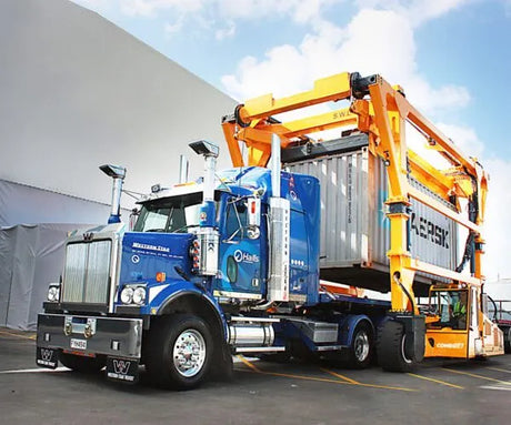 Combilift Straddle Carriers CombiLift