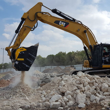 Bucket Crusher for excavator BF120.4 S4 MB Crusher