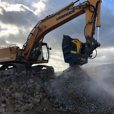 Bucket Crusher for excavator BF120.4 S4 MB Crusher
