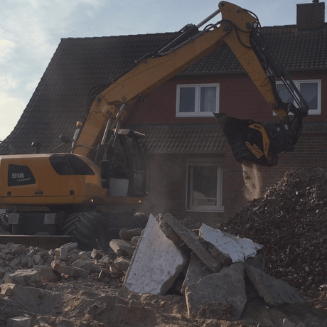 Bucket Crusher for excavator MB-L200 S2 MB Crusher