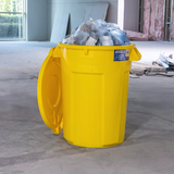 32 Gallon Pro-Series Trash Cans CMTC-C-32Y Magnum Yellow