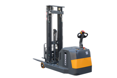 Moving Mast Walkie Reach Truck - 138" Lift Height EKKO