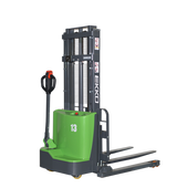 Lithium Straddle Stacker EKKO