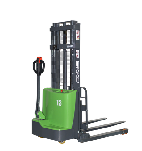 Lithium Straddle Stacker EKKO