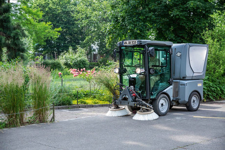 Karcher Municipal City Sweeper MC 80 (MIC 42) Karcher