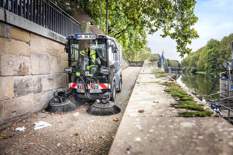 Karcher Street Sweeper MC 150 Karcher