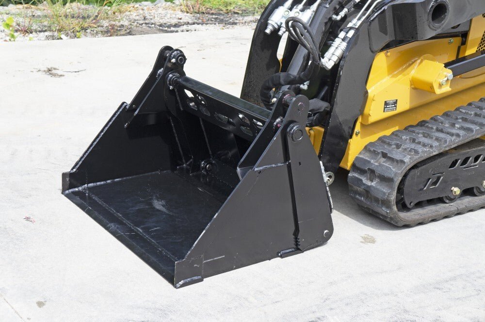 4 Bobcat Style Skid Steer Bucket Teeth With Hardware - Replace 6684447, CL1003R
