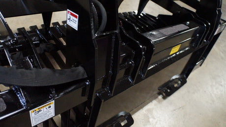 Rock Bucket Grapple – Severe Duty Blue Diamond Attachments
