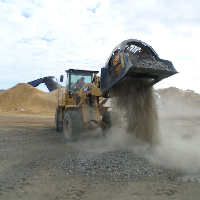 SCREENING BUCKETS MB-LS170 S2 | Bucket for Backhoe Loaders | MB