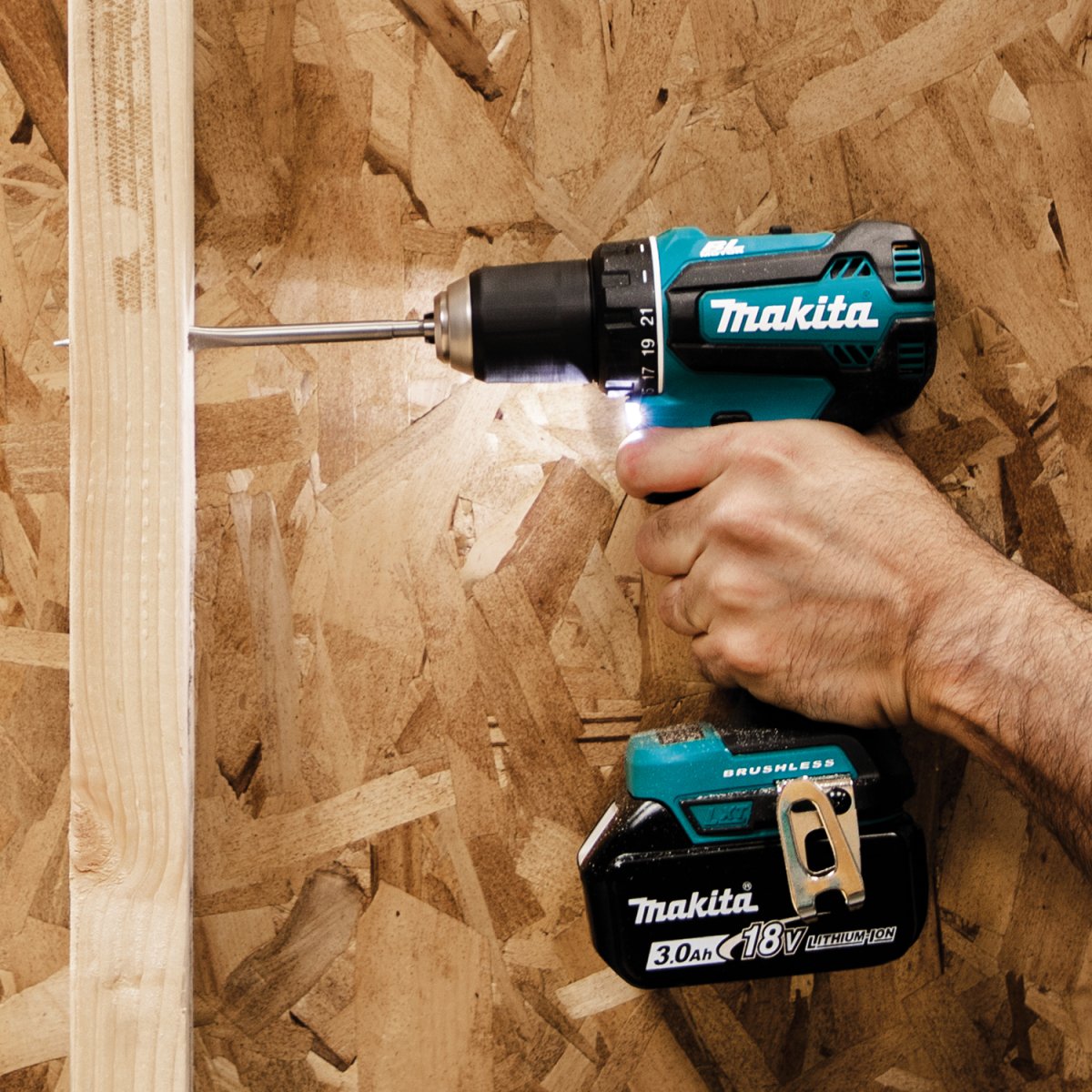 18V LXT® Lithium‑Ion Brushless Cordless 1/2" Driver‑Drill (3.0Ah) Makita