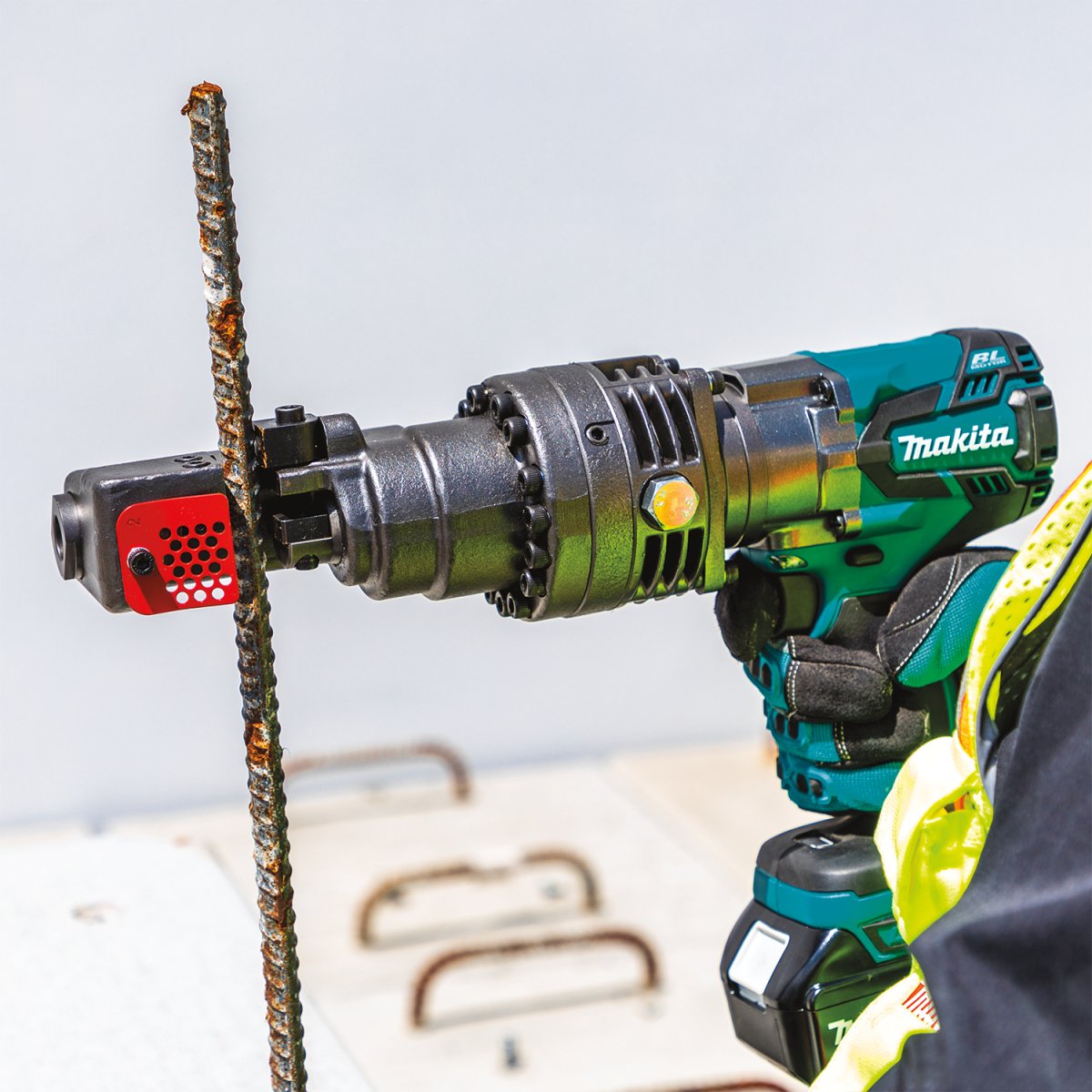 18V LXT® Lithium‑Ion Brushless Cordless Rebar Cutter Makita