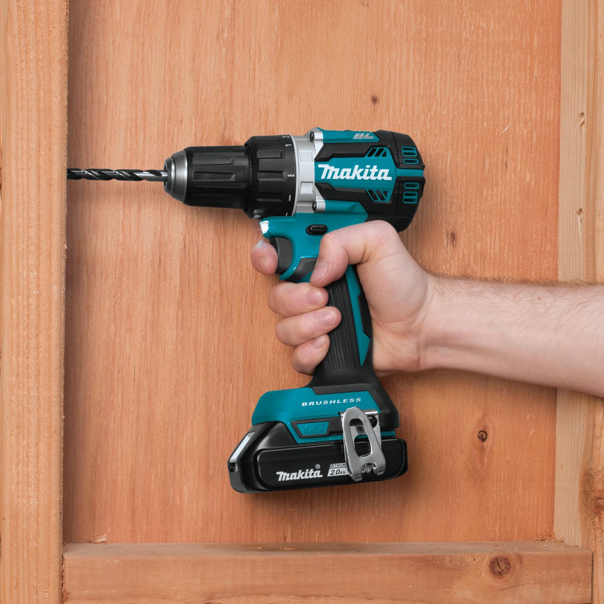 18V LXT® Lithium‑Ion Compact Brushless Cordless 1/2" Driver‑Drill (2.0Ah) Makita