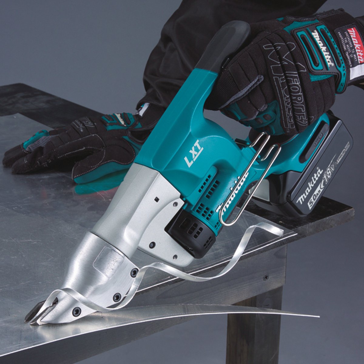18V LXT® Lithium‑Ion Cordless 18 Gauge Straight Shear Makita