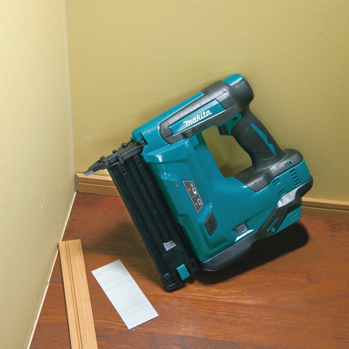 18V LXT® Lithium‑Ion Cordless 2" Brad Nailer, 18 Ga. Makita