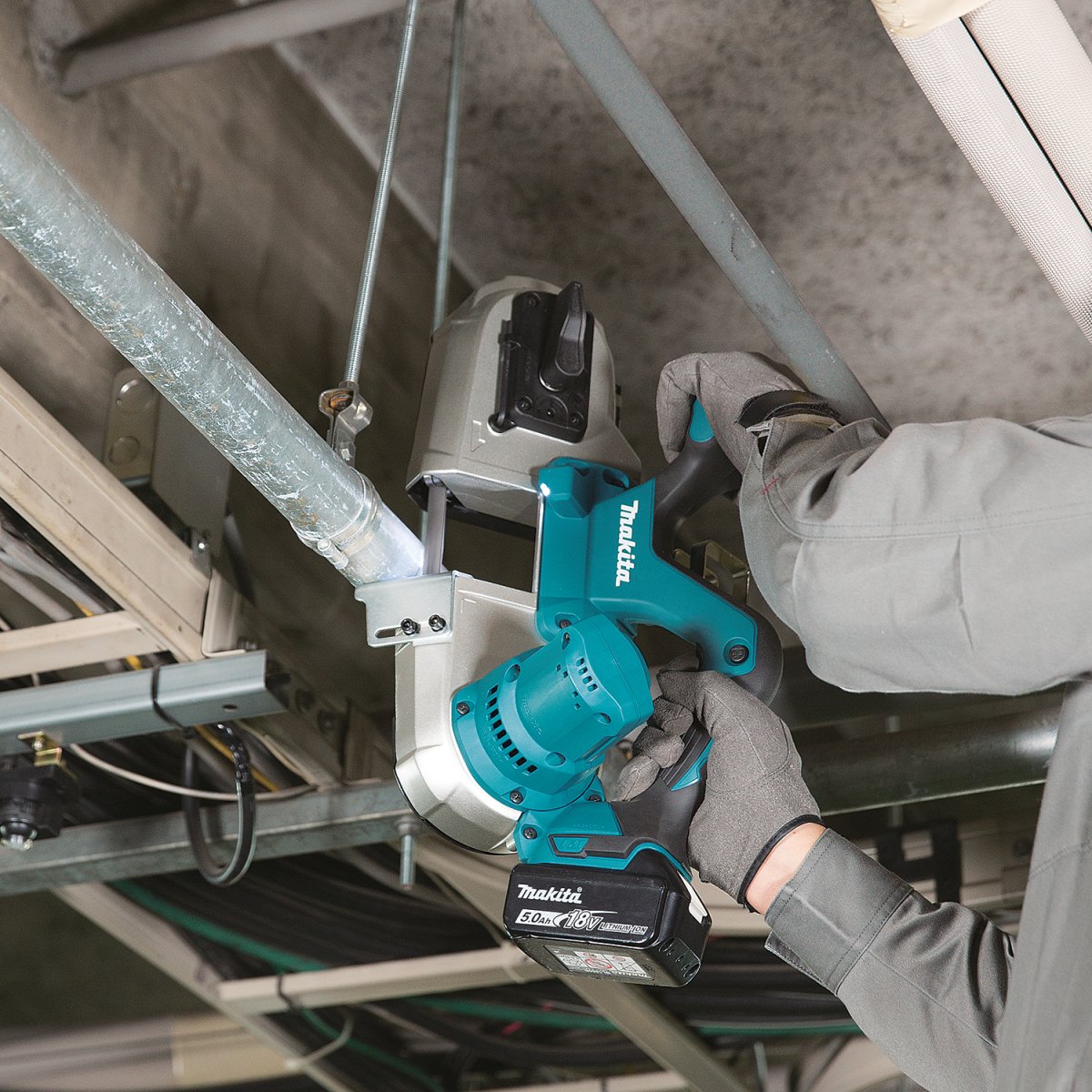 18V LXT® Lithium‑Ion Cordless Compact Band Saw Makita