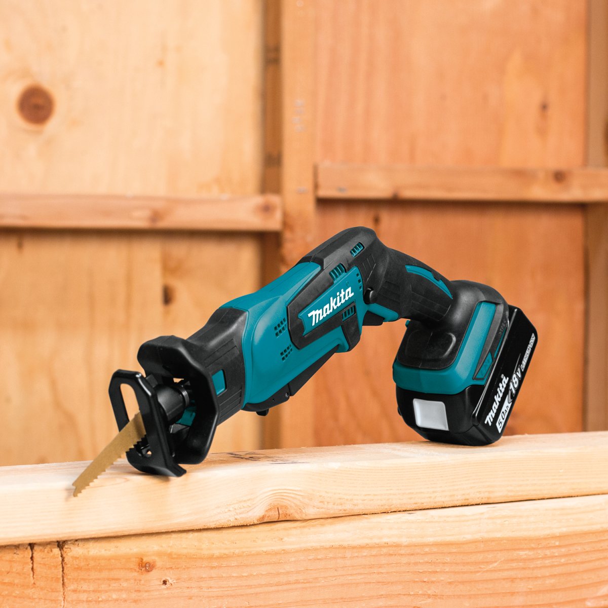 18V LXT® Lithium‑Ion Cordless Compact Recipro Saw Makita