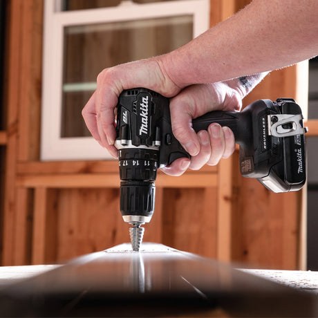 18V LXT® Lithium‑Ion Sub‑Compact Brushless Cordless 1/2" Hammer Driver‑Drill (2.0Ah) Makita
