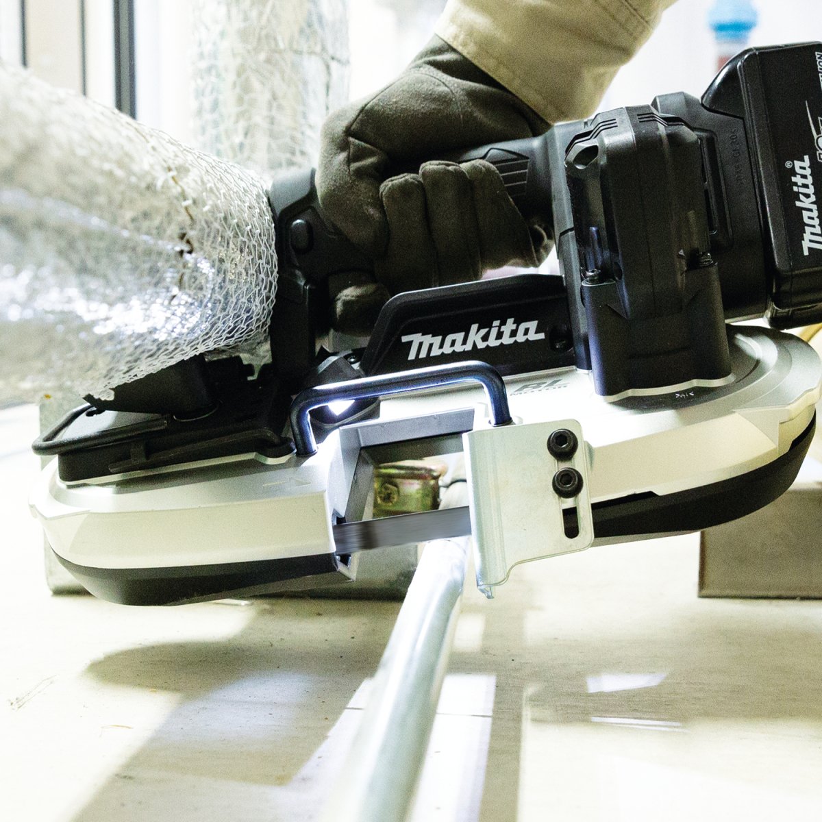 18V LXT® Lithium‑Ion Sub‑Compact Brushless Cordless Band Saw Makita