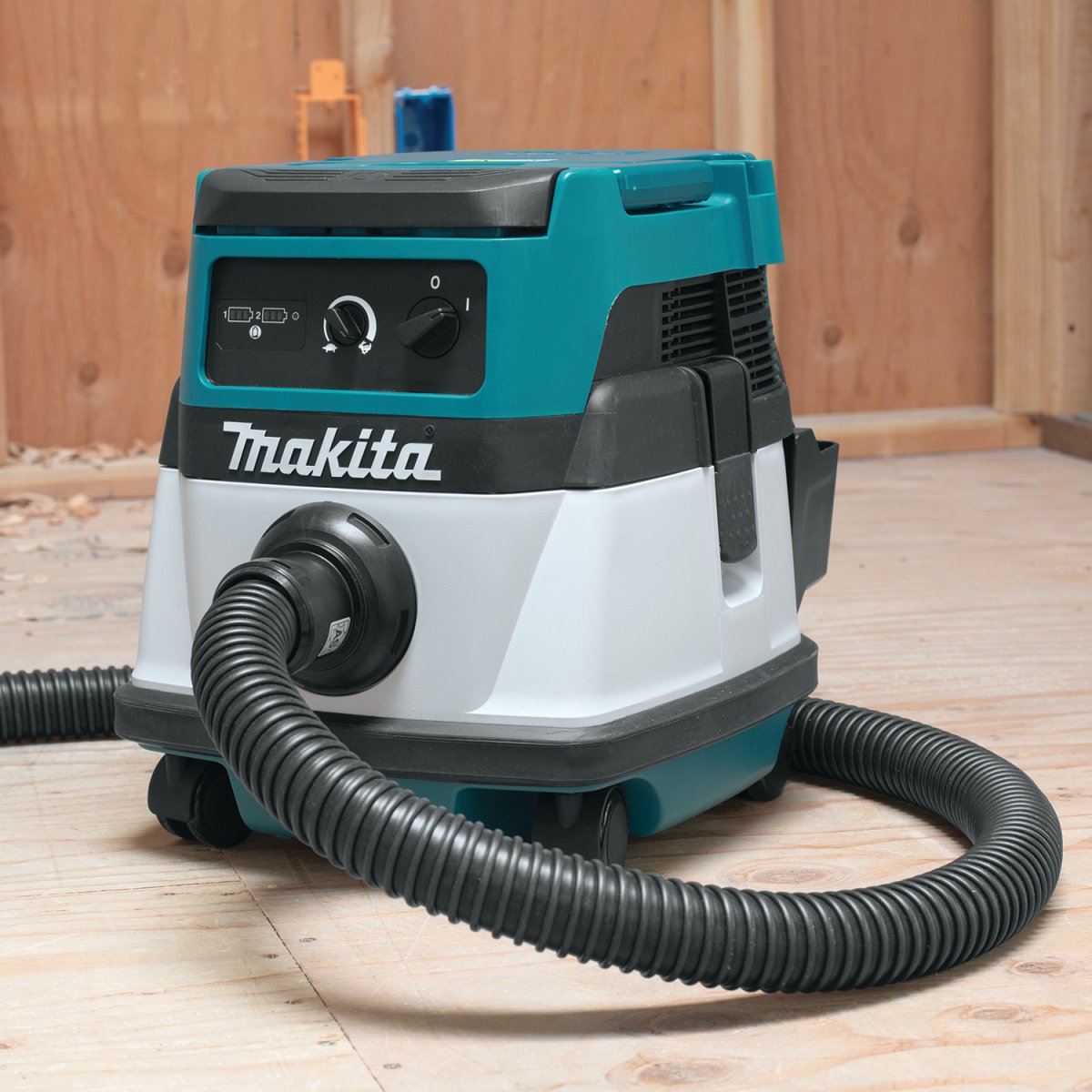 36V (18V X2) LXT®/Corded 2.1 Gallon HEPA Filter Dry Dust Extractor/Vacuum (5.0Ah) Makita