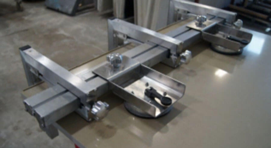 Groves Miter Up Clamp System - Groves Inc.